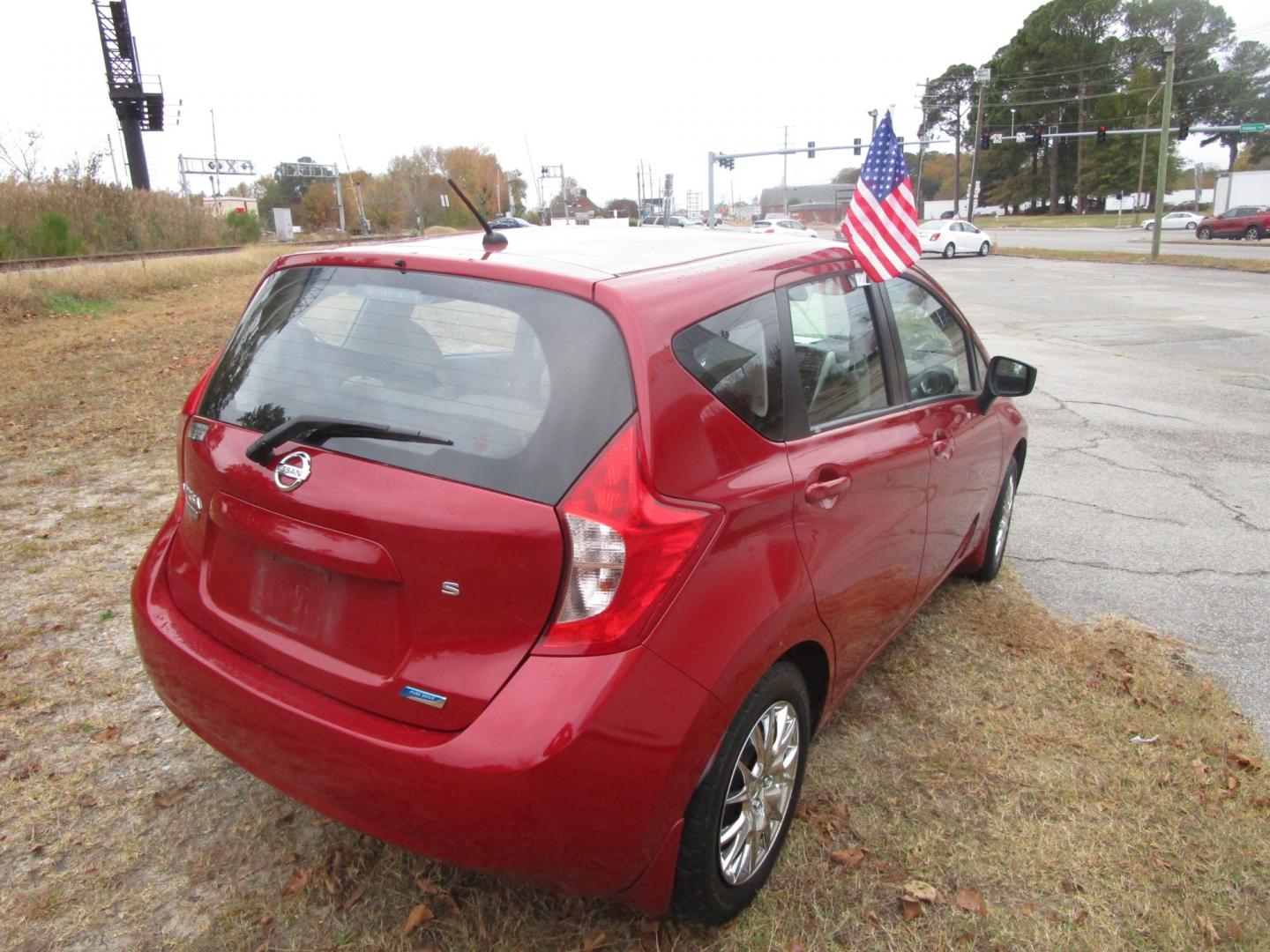 2015 Red Nissan Versa Note S 5MT (3N1CE2CPXFL) with an 1.6L L4 DOHC 16V engine, 5-Speed Automatic transmission, located at 2553 Airline Blvd, Portsmouth, VA, 23701, (757) 488-8331, 36.813889, -76.357597 - ***VEHICLE TERMS*** Down Payment: $799 Weekly Payment: $65 APR: 23.9% Repayment Terms: 42 Months ***CALL ELIZABETH SMITH - DIRECTOR OF MARKETING @ 757-488-8331 TO SCHEDULE YOUR APPOINTMENT TODAY AND GET PRE-APPROVED RIGHT OVER THE PHONE*** - Photo#2